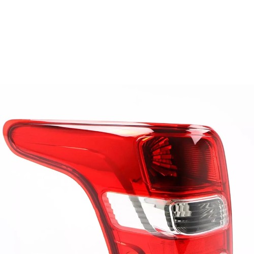 Pair Mitsubishi L200 Pickup 2015 + Rear Tail Light Lamp Right & Left ( UK Spec ) - Picture 13 of 17