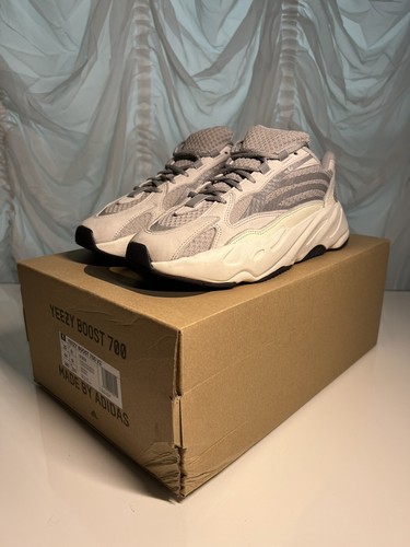 yeezy 700 static restock