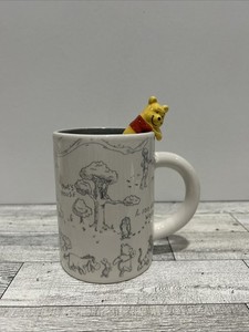 Zrike Brands Disney Winnie the Pooh Hanging Pooh Coffee / Tea Mug
