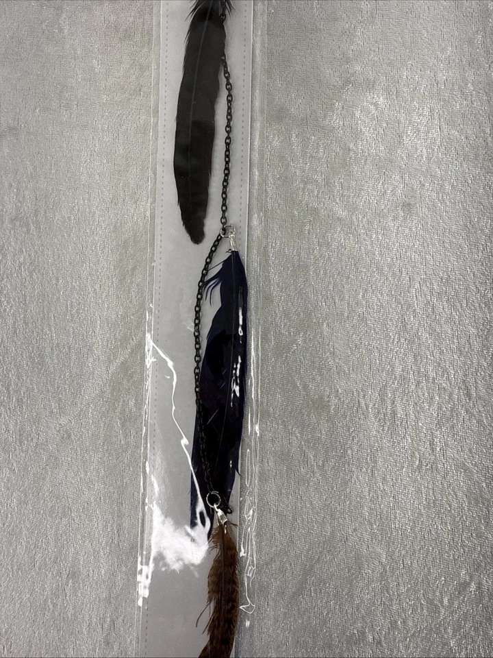 Extensión de cabello de pluma de moda colorida resaltados instantáneos, diseño de clip a presión Foto 3 de 4