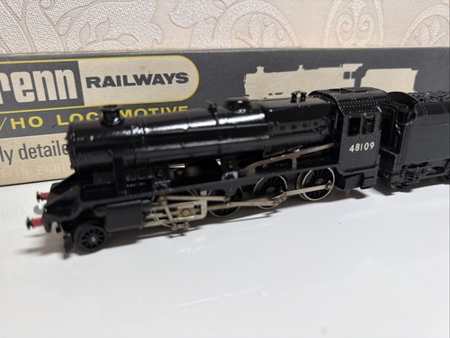 Wrenn Spur O W2224 BR schwarz 2-8-0 Klasse 8F Nr.48073 | Condition: Used