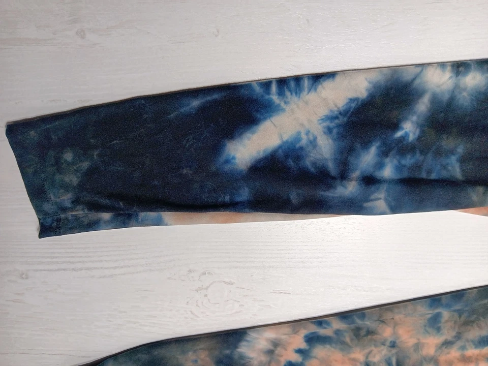 Leggings para mujer Derek Heart tie dye talla mediana Foto 4 de 4