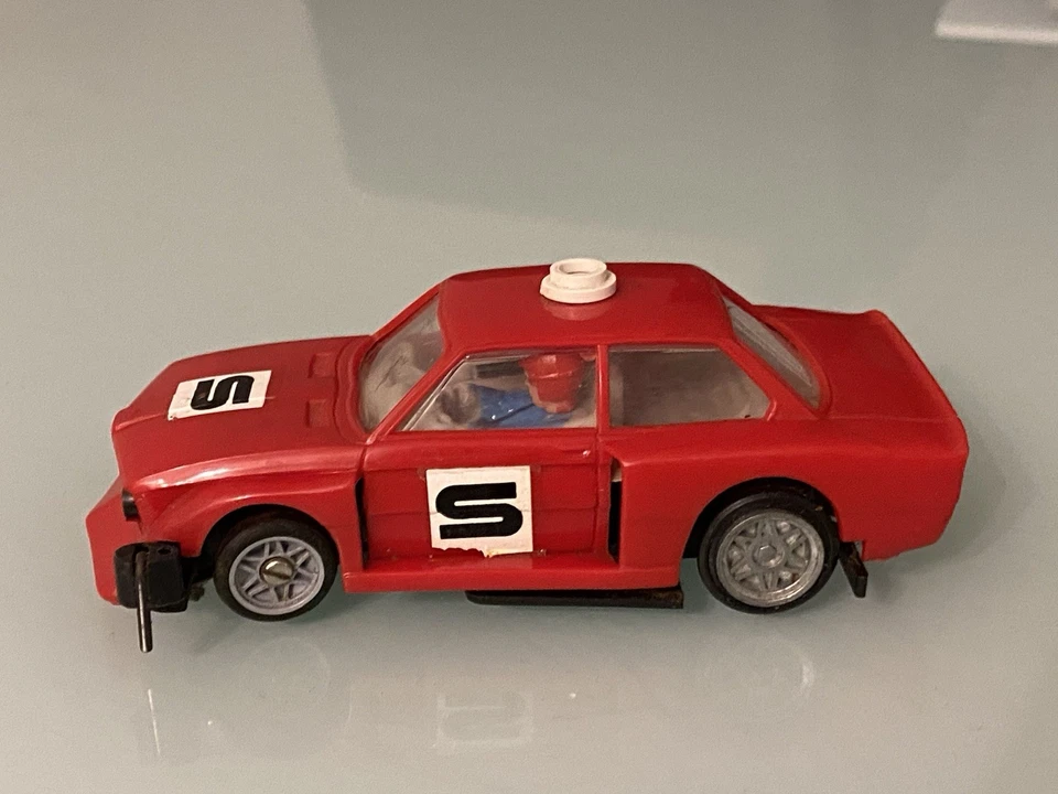 Jouet Ancien circuit Carrera Servo 140 BMW 320 - Photo 2/4