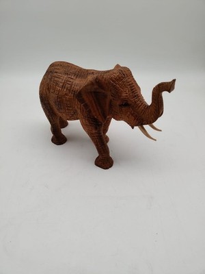 Handgeschnitzter Elefant aus Akazienholz massiv   Holzfigur Deko Bali Tierfigur