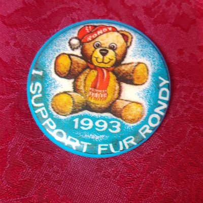 1993 I Support Fur Rondy Teddy Bear Design Pinback Button