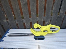 Ryobi RY18HT40A 18V ONE+ Cordless Hedge Trimmer - Green (Body Only) 1 X Tool 