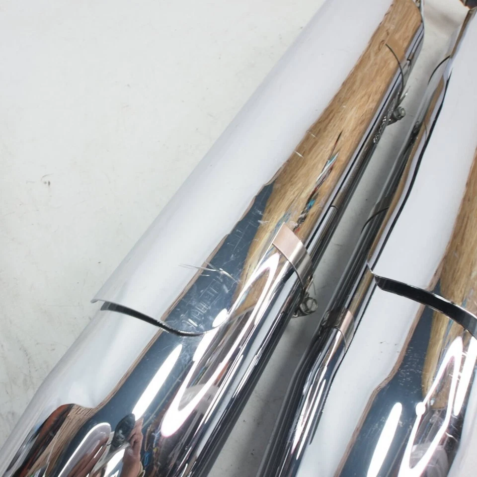 Silenciador Harley-Davidson Softail Fat Boy FXSTD Deuce 2000-2006 OEM Foto 2 de 4