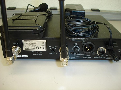 Audio-Technica Wireless Microphone Model ATW-R2100aD + ATW-T210a - Tested 100% - Picture 4 of 8