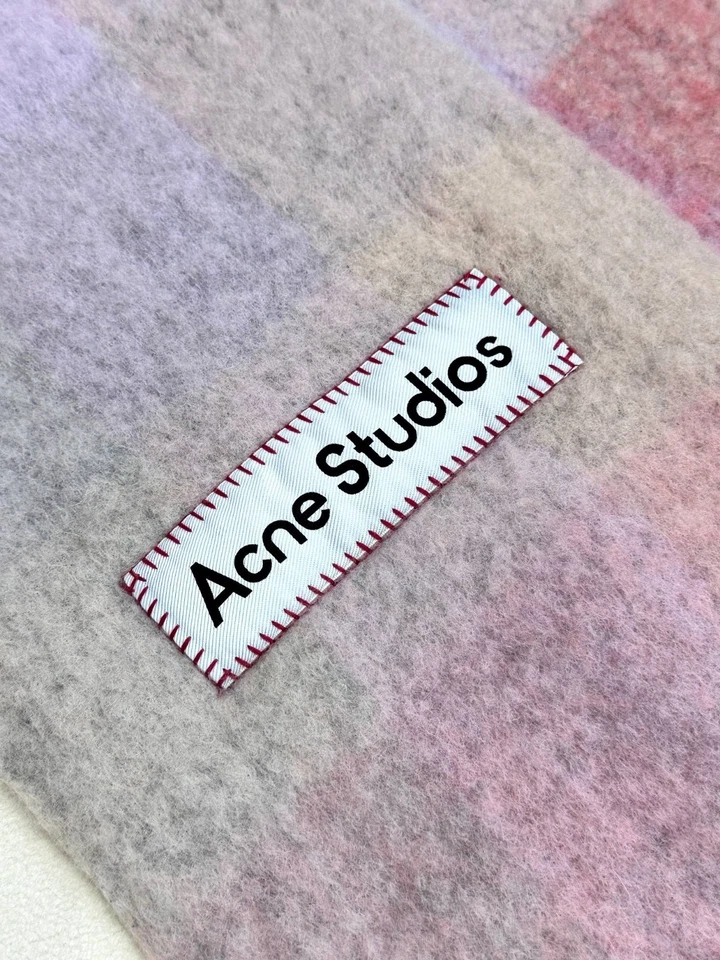 Acne scarf women cashmere wool - Image 4 of 4