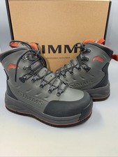 Simms Freestone Boot - Felt Men's Wading Boots Gunmetal Felt Sole- Size 8- New