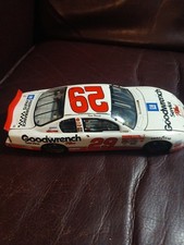 action 1/24 nascar diecast Kevin Harvick