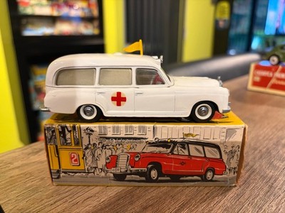 TEKNO 731 MERCEDES AMBULANCE +BOITE NO DINKY TOYS CORGI TOYS NOREV CIJ SOLIDO