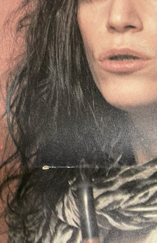 Vintage Patti Smith Holding Pipe Centerfold Magazine Pinup - Picture 2 of 3