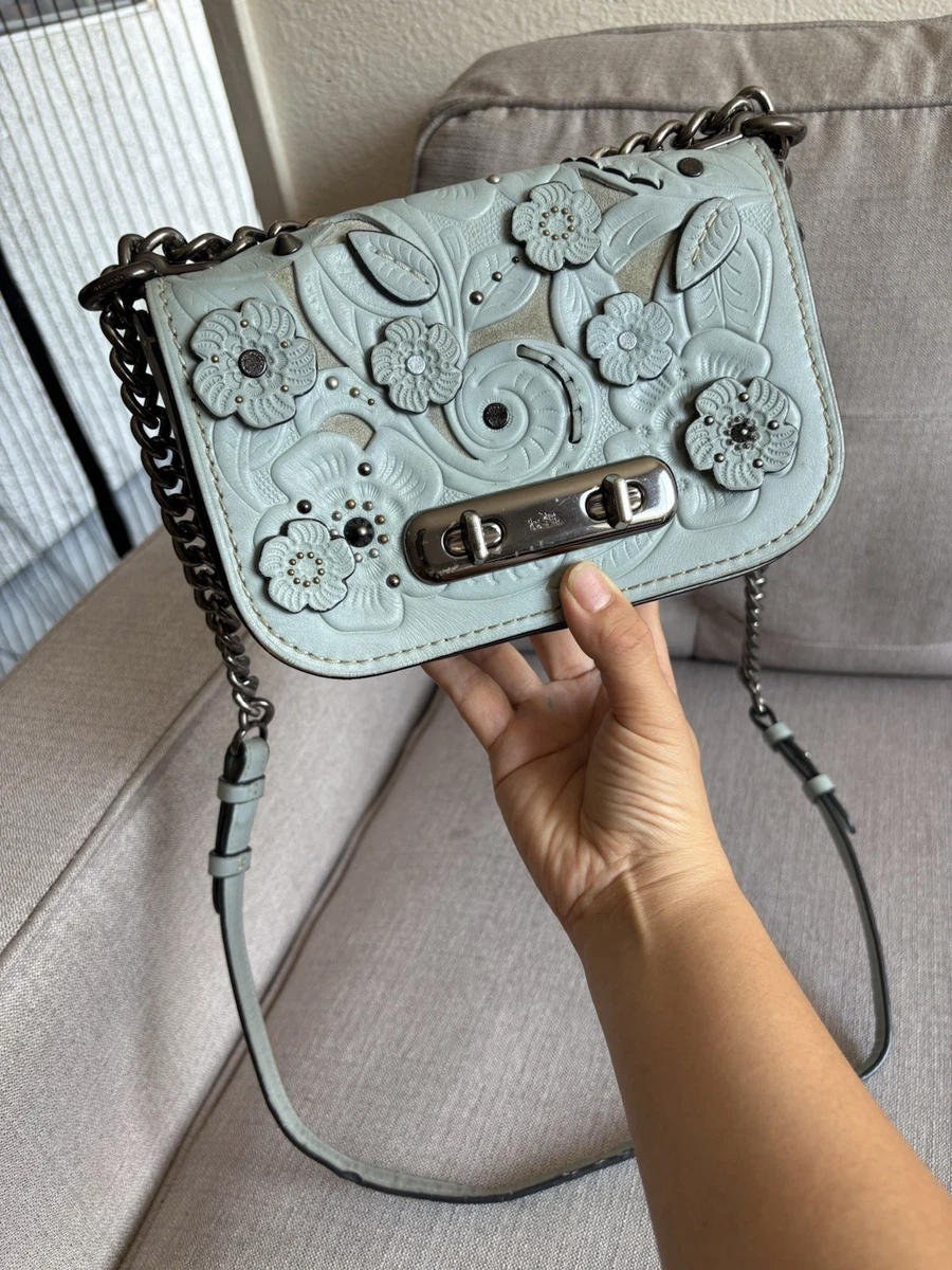 外観美品 COACHコーチ スワッガー ショルダーバッグ フラワー ティーローズ 外観美品 COACHコーチ スワッガー ショルダーバッグ フラワー ティー