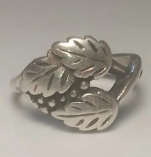 Vintage Sterling Silver Wheeler Manufacturing Co Grapevine Ring Size 5
