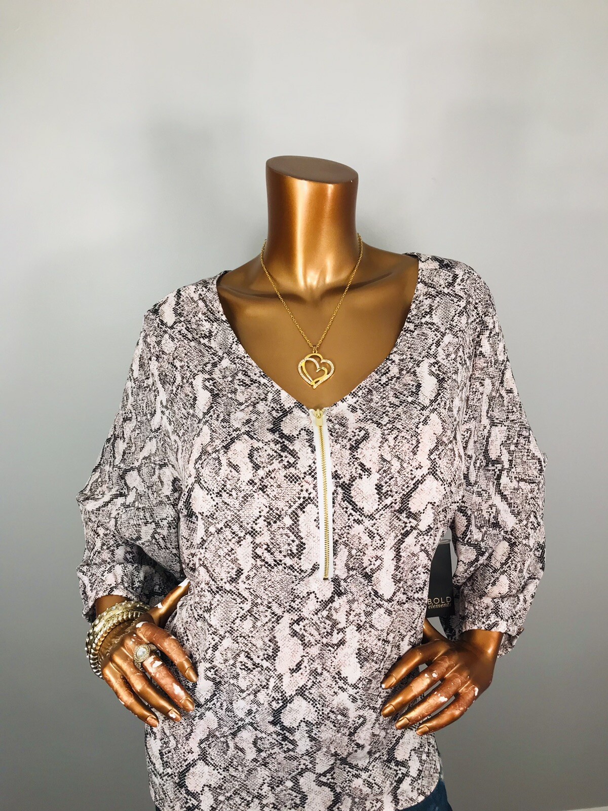 Bold Elements 1X Plus Top NWT $49 Animal Snake Print Low V Cut 1/2 Zip Up Shirt