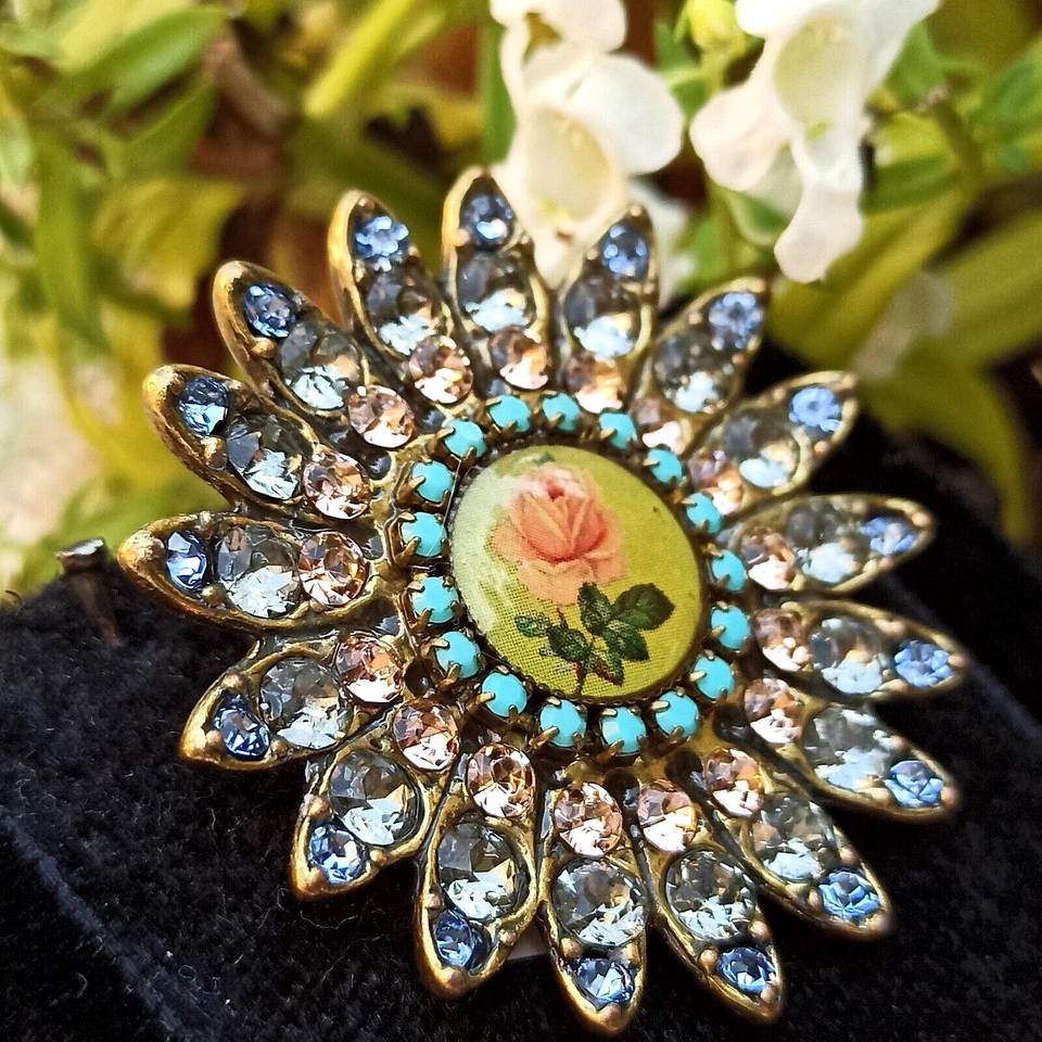 Michal Negrin Brooch Rose Cameo Large Sunflower and Swarovski Crystals Pin Gift - Image 2 of 4