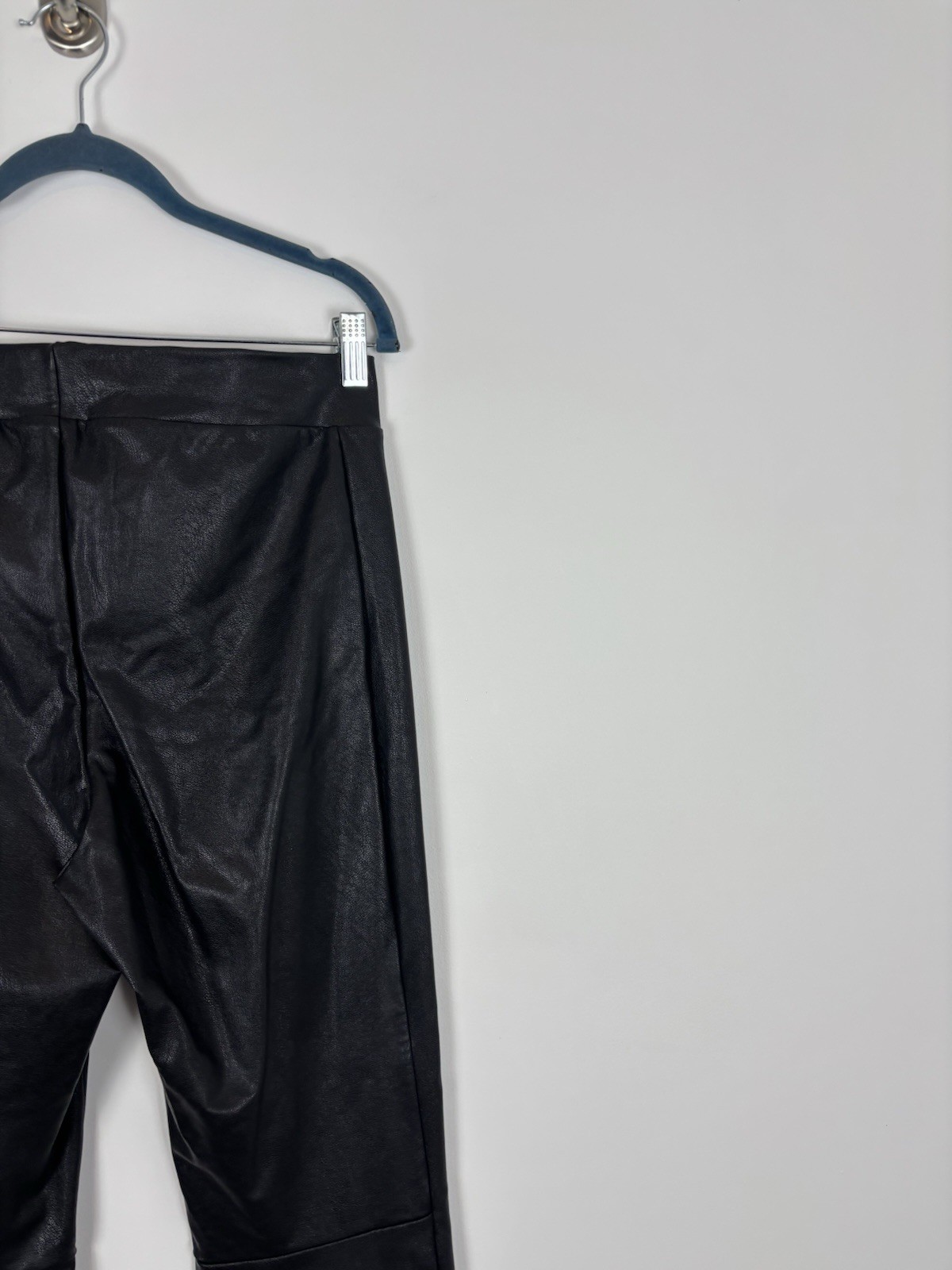 Commando Faux Leather Split Front Pants Size Medi… - image 10