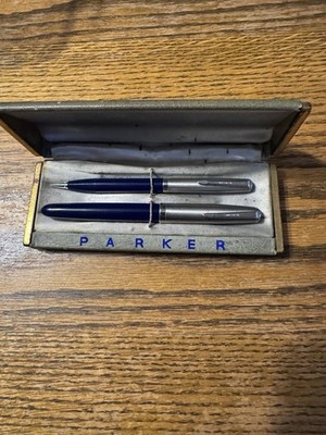 Vintage Parker VS Blue Fountain Pen & Pencil Set  -Gold Nib