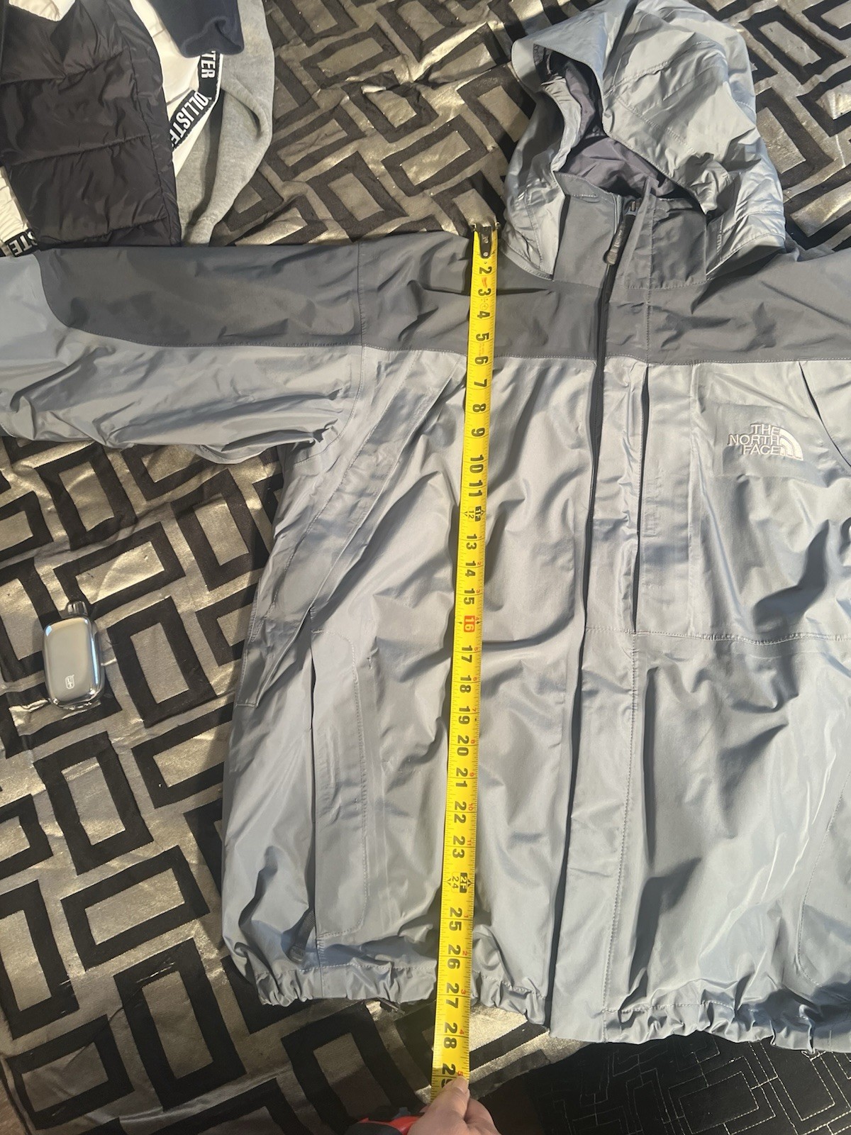 Northface Summit Series Large Jacket - image 9
