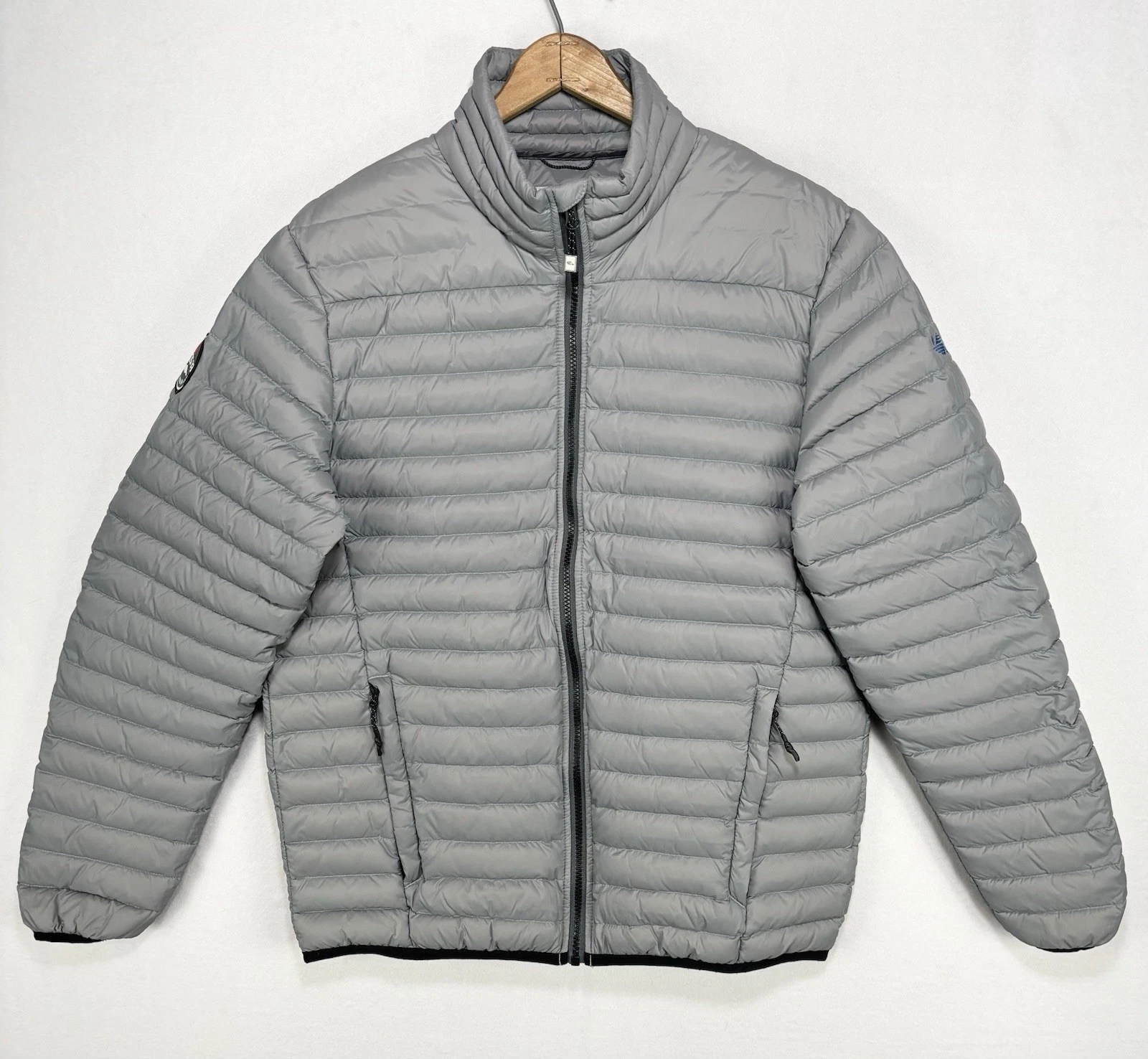 Roots 73 Down Jacket Mens Medium Grey Quilted Puffer Lightweight Packable Logo