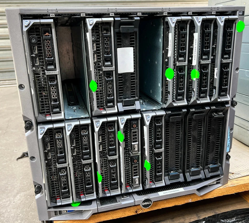 DELL PowerEdge M1000e Chassis + 9x M620 2x Xeon E5-2690 v2 256GB BROCADE M6505 - Image 2 of 4