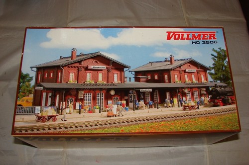 VOLLMER MAQUETTE À monter remise à locomotives double 5752 NEUF EUR 57