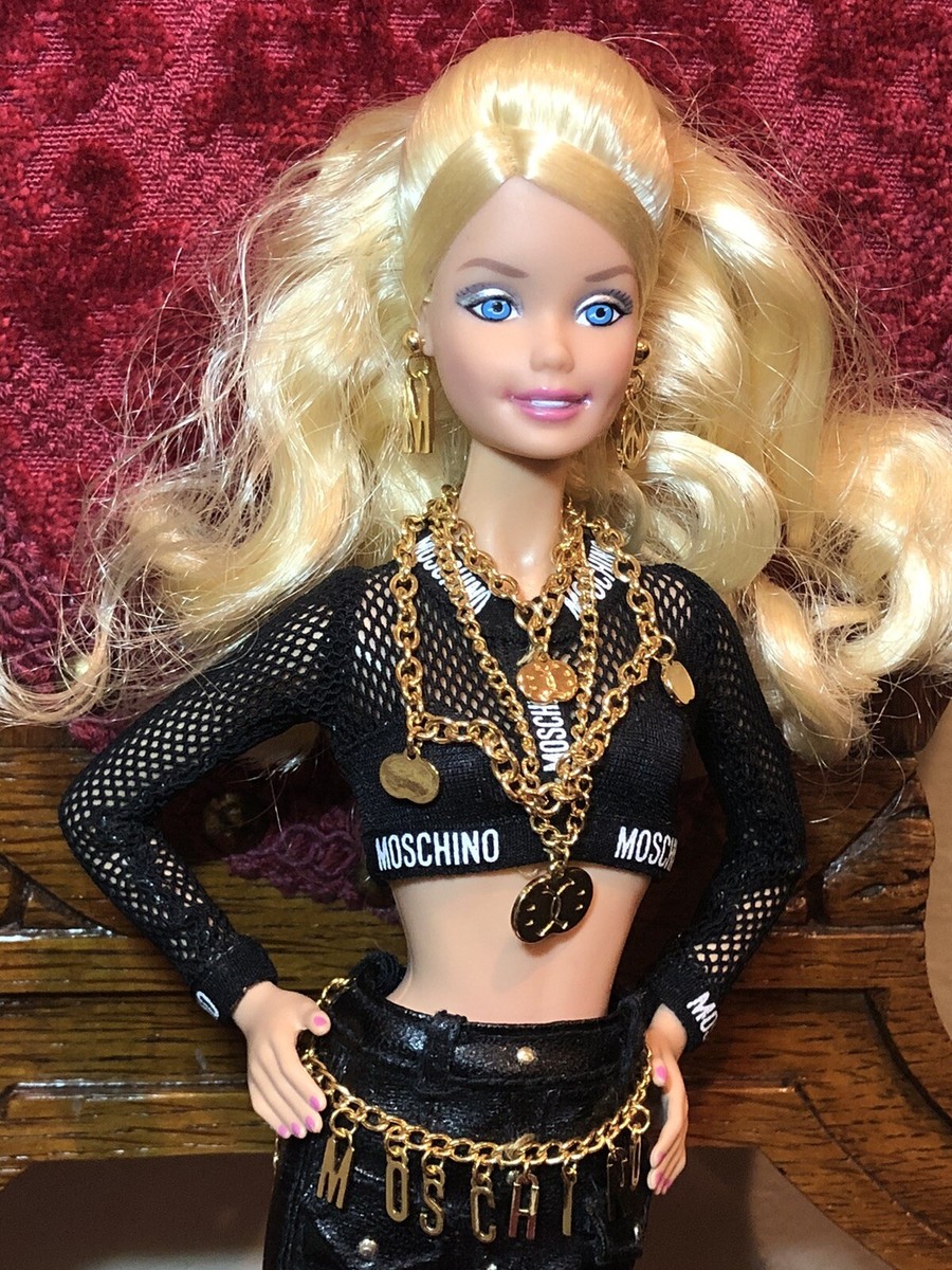 RARE MOSCHINO BARBIE Collector Doll 2015 Gold Label COMPLETE W ALL