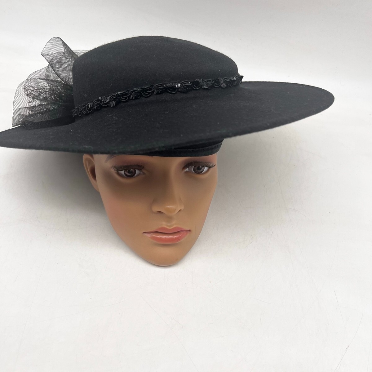 Vintage Wool Felt Spoon Hat Veil Band Bow One Size Made in USA Vintage Hollywood Black Wool Felt Spoon Hat Short Veil Band  main image 2