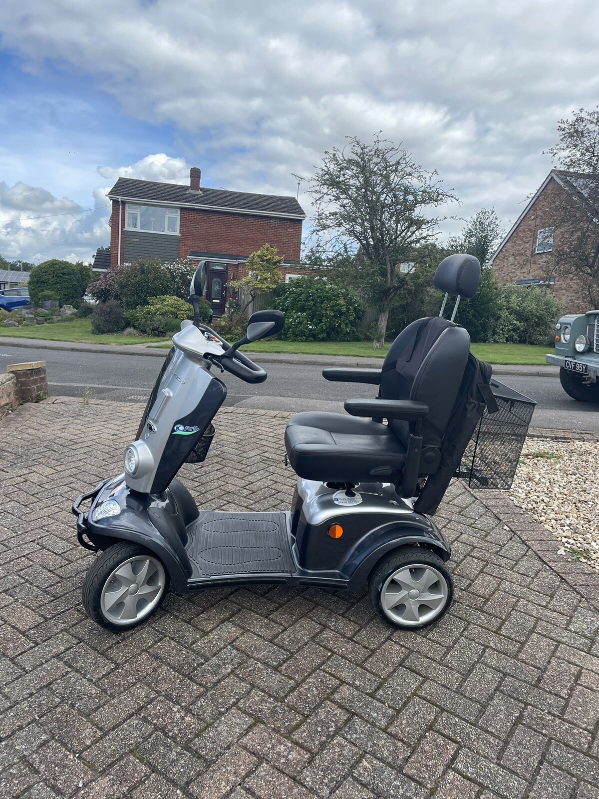 Kymco Maxi XLS Mobility Scooter 8 mph. Good batteries. eBay