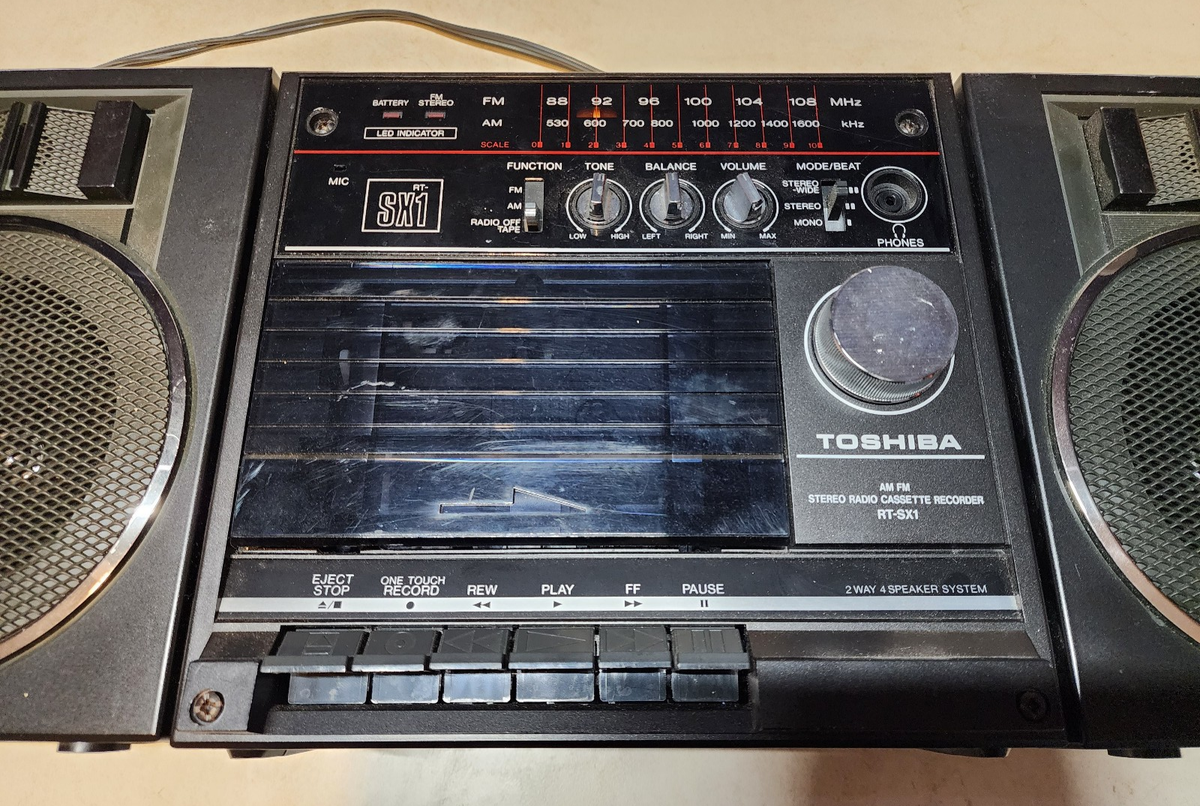 Toshiba RT-SX1 Boombox BLACK - WORKS GREAT! Great Condition! New