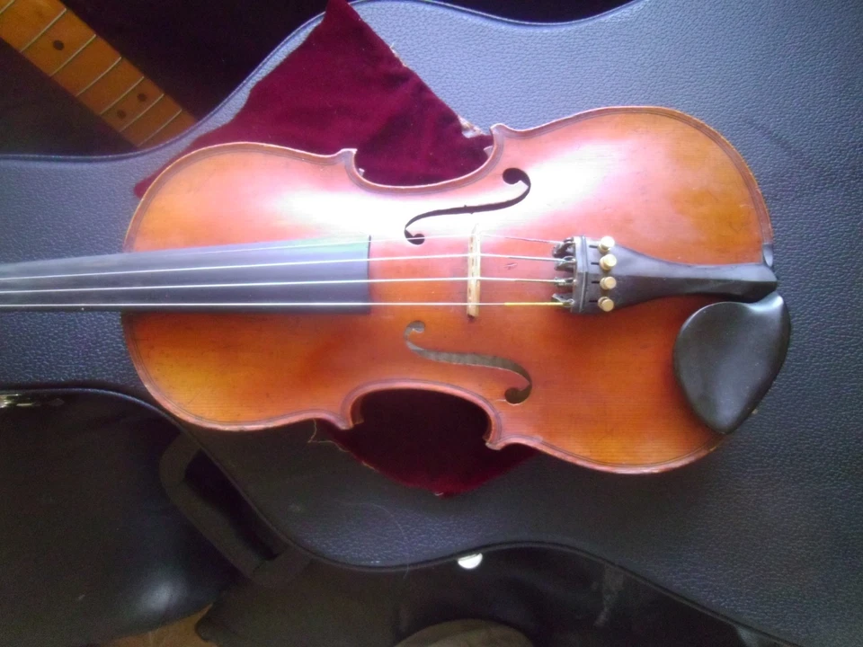Antique German 3/4 Violin labelled Zimmerman - image 2 of 4