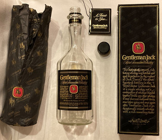 Complete Gentleman Jack Daniels 750 ml 1st Generation bottle/box/hang tag/tissue