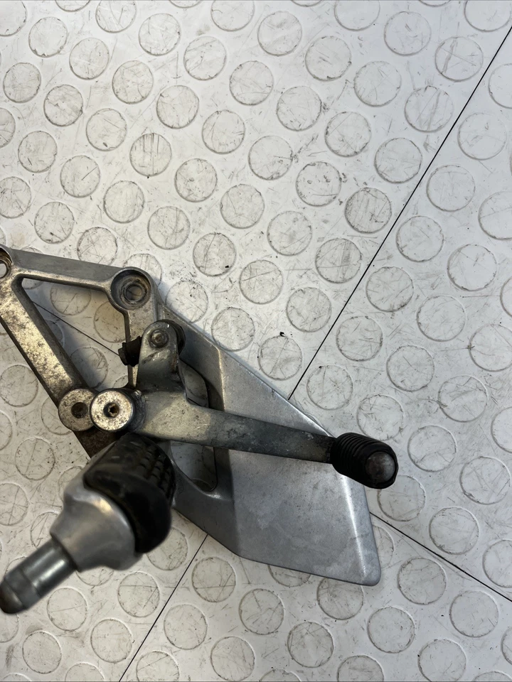 Honda CBR-600 F2 1991 clavija y soporte izquierdo 28A OEM Foto 3 de 4