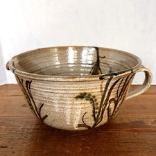 Batter Bowl W/ Spout Hand Thrown 8.5" Diameter 4.5" Tall