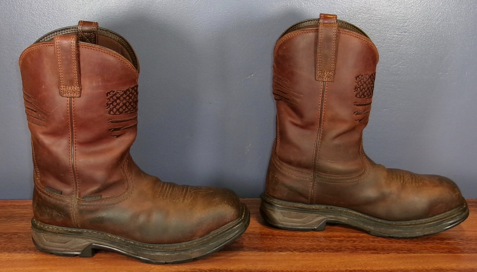 S Ariat Workhog Xt Patriot Waterproof Carbon Toe Leather Work Boots 9 Ee