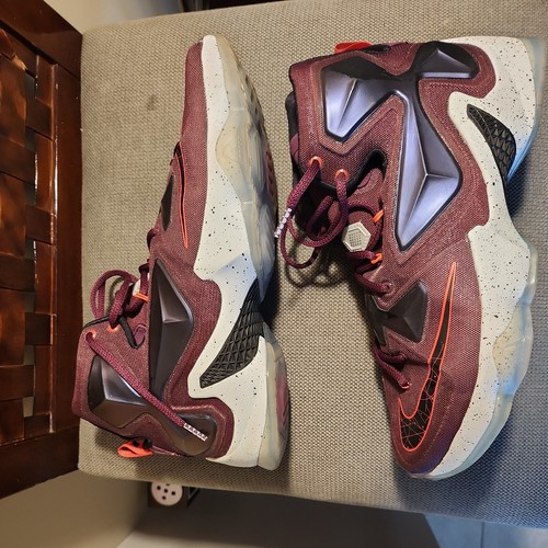 Size 12 - Nike LeBron 13 Mulberry - Picture 3 of 6