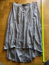 Damen Rock ESPRIT, Gr. 42, MIDI, hellgrau, asymetrisch, crashoptik