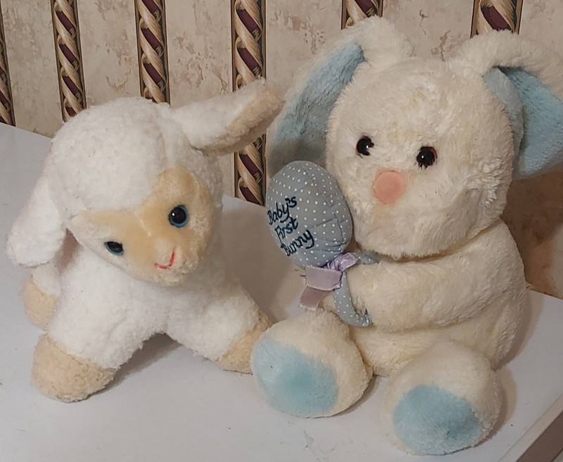 1982 R.Dakin Lamb Plus Musical Toy (Plays) &1985 Baby First Bunny Plush Rattle