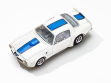 AFX 22096 1:64 White/Blue Mega G LWB 1970 Firebird Trans Am Slot Car