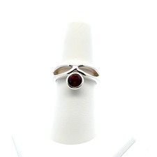 Sterling Silver Garnet Ring Size 8 Stone 6 mm