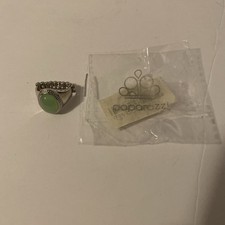 Paparazzi: Mystically Malibu - Green Ring New