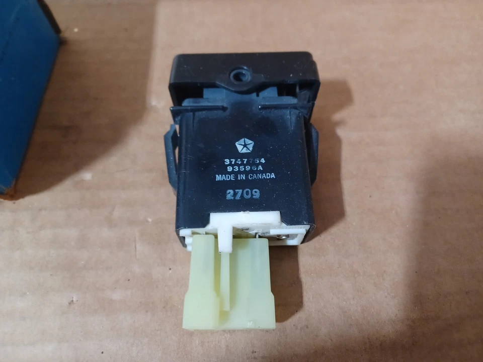 Mopar 1979 - 1983 Dodge Cordoba Magnum rear heated window switch 4186361 NOS - Image 4 of 4