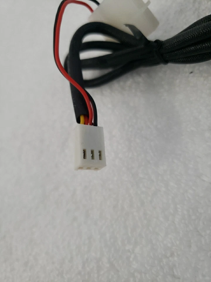 Masscool 80mm Cooling Fan 3-Pin Motherboard and 4-Pin PSU 12V DC FD08025S1M3/4 - Image 3 of 4