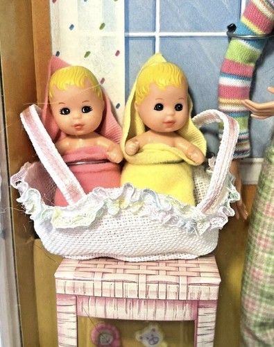 BARBIE COOL SITTER TEEN SKIPPER WITH  TWIN BABY DOLLS 1998 MATTEL NRFB - Picture 2 of 11