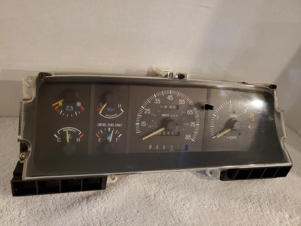 Cuadro de instrumentos diésel Ford F250 F350 1987-1991 con tacómetro Speedo OEM Foto 2 de 4