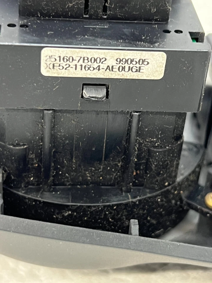 1999 NISSAN QUEST HEADLIGHT SWITCH 25160-7B002 OEM - Image 4 of 4