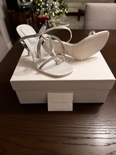 Elegant sandals perfect for wedding dress