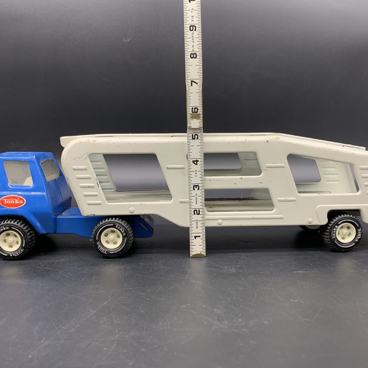 Tonka Auto Carrier ミニカー2台付き 　昭和レア Vintage 1970's Tonka Car Carrier Hauler w/ 2 Cars Pressed