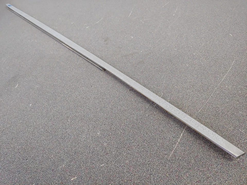 BONITO USADO ORIGINAL PORSCHE 911 912 CROMO L PUERTA SUPERIOR HORIZONTAL MOLDURA 65-67 #9 Foto 4 de 4